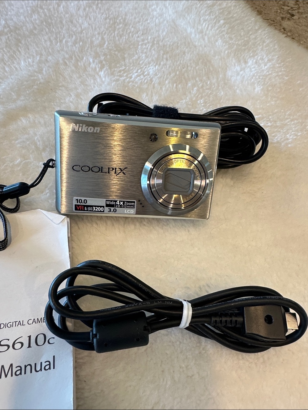 Nikon cool pix S610 digital camera